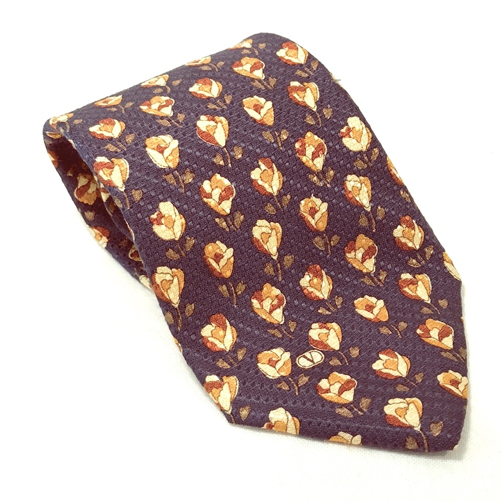 Valentino Cravatte floral navy/yellow floral silk tie. Excellent conditi…